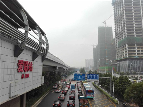 現場看到已拆平