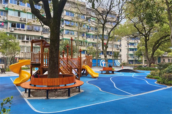 兩棟商務(wù)公寓和兩棟住宅樓