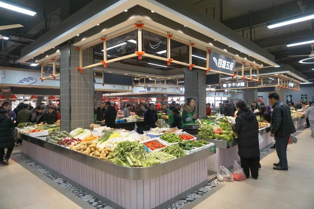 應該都是年輕人去買新房現(xiàn)房